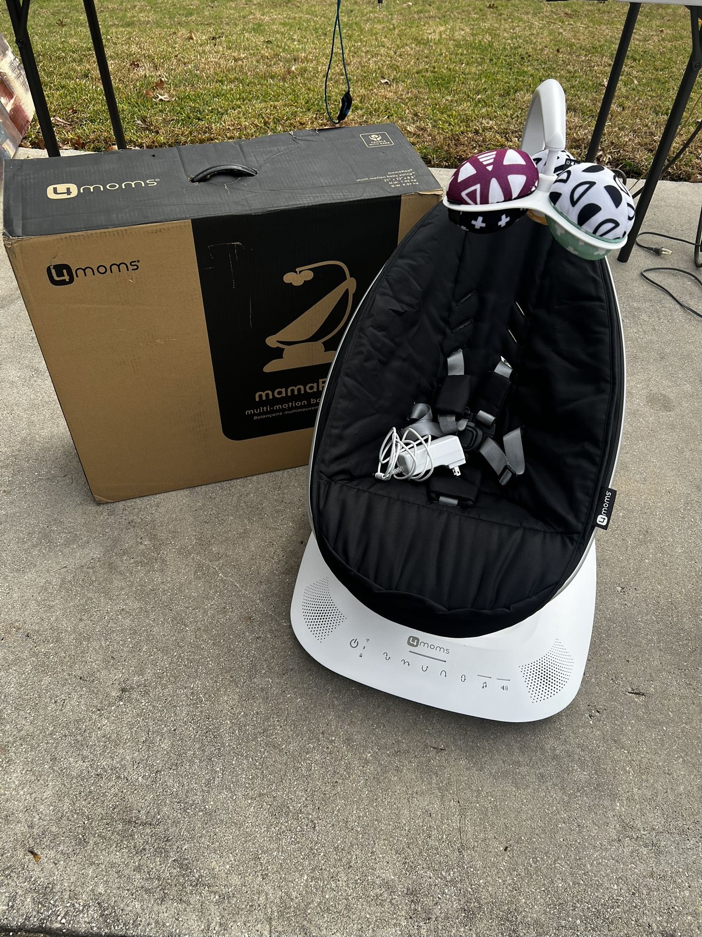 MAMAROO multi- Motion Baby Swing