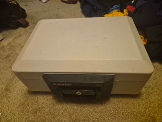 Sentry 1160 Fire Safe Box