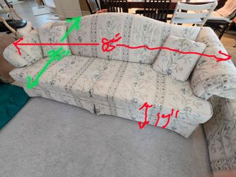 Lovely sofa in excellant condition