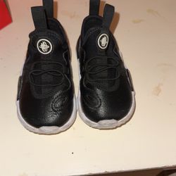 Nike Toddler Shoes 6c
