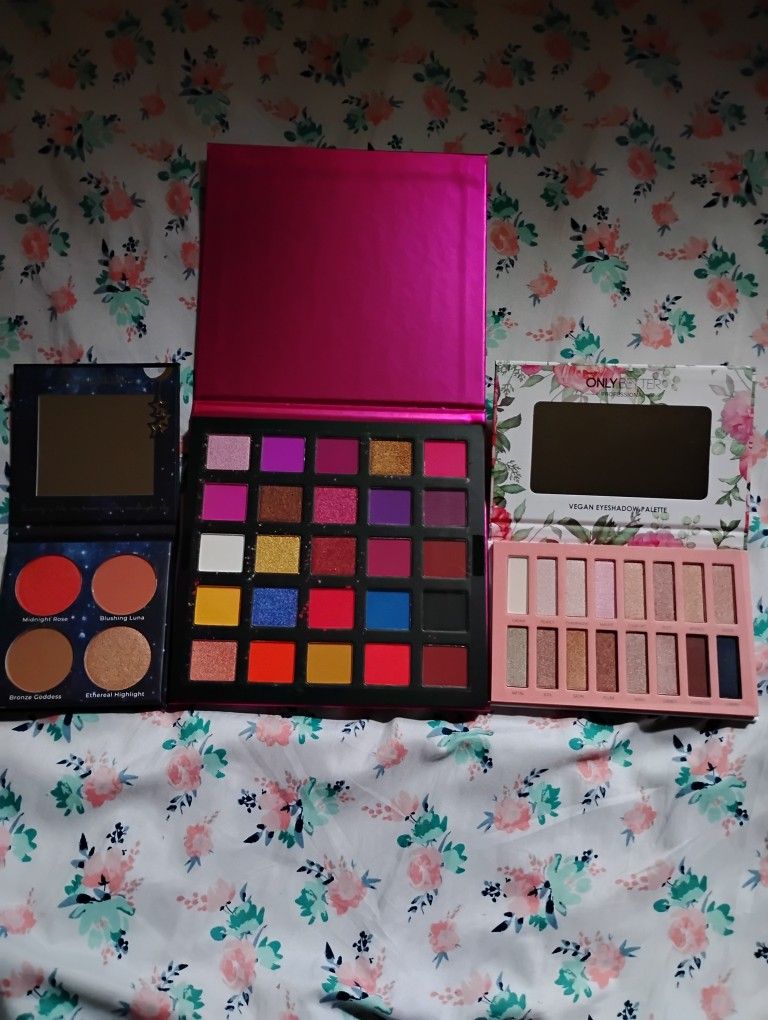 Make Up Pallettes