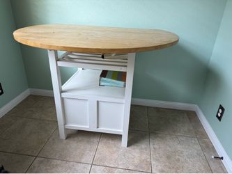 Breakfast table crate and barrel