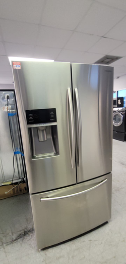 Samsung French Door Fridge – Stainless, Ice/Water Dispenser