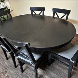 Dinning Table 