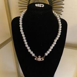 Spring beaded pearl necklace and ring set