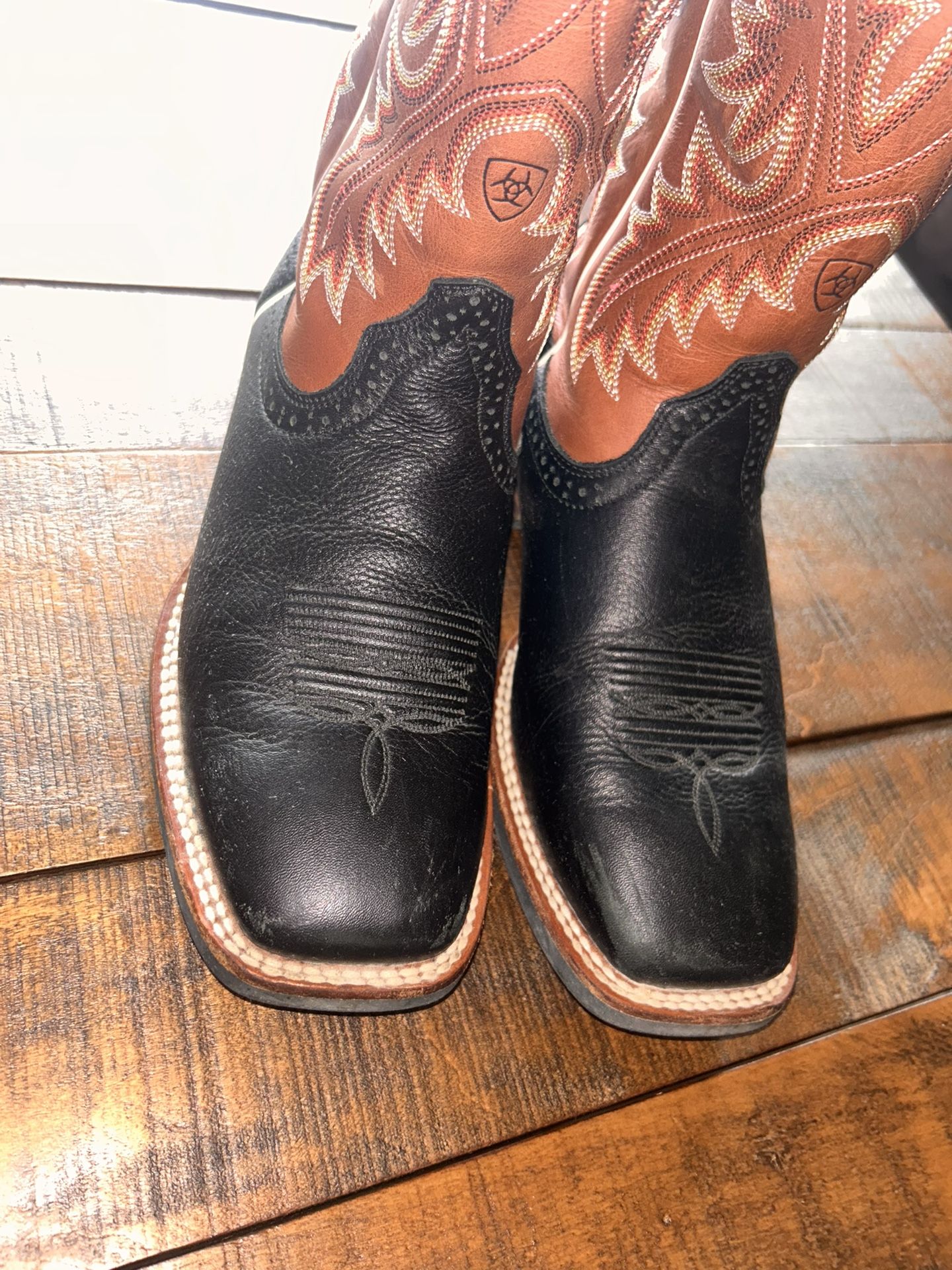 Cavenders Boots