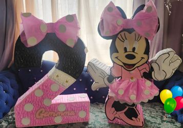 Minnie Mouse Pinata