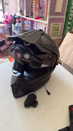 Motorcycle Helmet + Riding Gloves Set – Good Condition