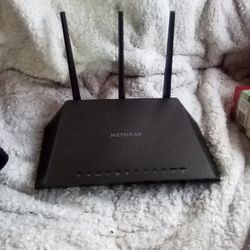 Netgear Nighthawk Ac1900 Smart Wifi Router Model R6900