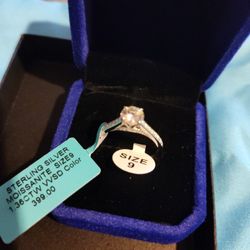 Size 9 Moissanite Ring 