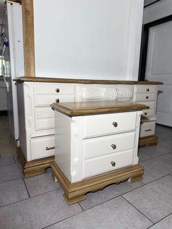 Beautiful Dresser and Nightstand Set