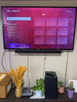 VIZIO 4k Smart TV + Samsum soundbar and Subwoofer 5.1 Bundle