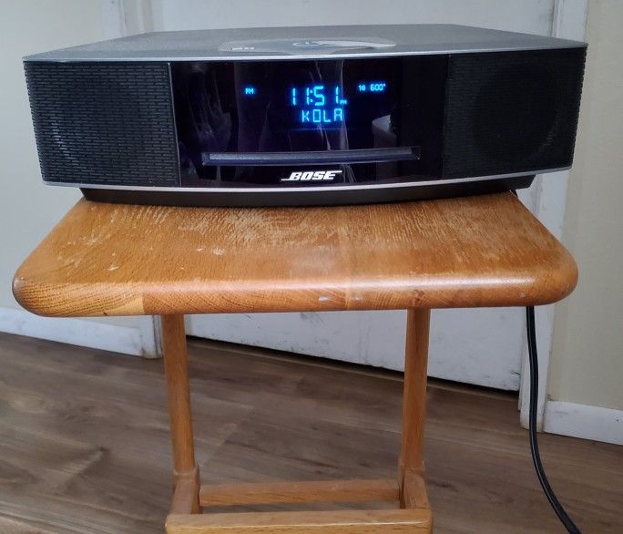 Bose Wave Music System IV AM/FM Radio Alarm - CD PLAYER DEFECTIVE