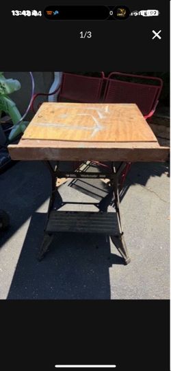 Black &. Decker work table