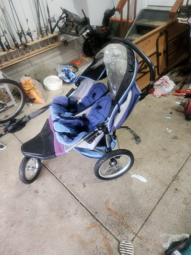 Schwinn 3 Wheel Double Jogging Stroller