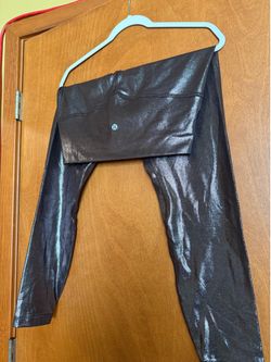 Like New Lululemon shiny pants