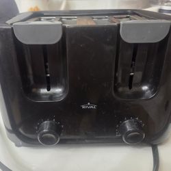 4- Slice Toaster 