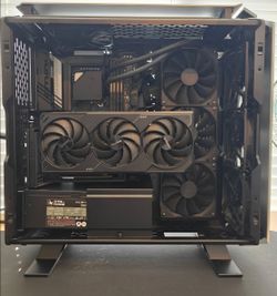 Custom Gaming PC - Intel Ultra 9 285K, Gigabyte RTX 5090, 192GB DDR5, 2TB Gen4 NVMe SSD