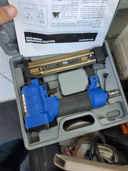 Finish nailer