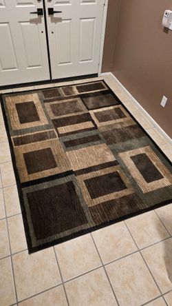 Box Pattern Area Rug