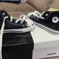 NEW Original Converse Sneakers (10)
