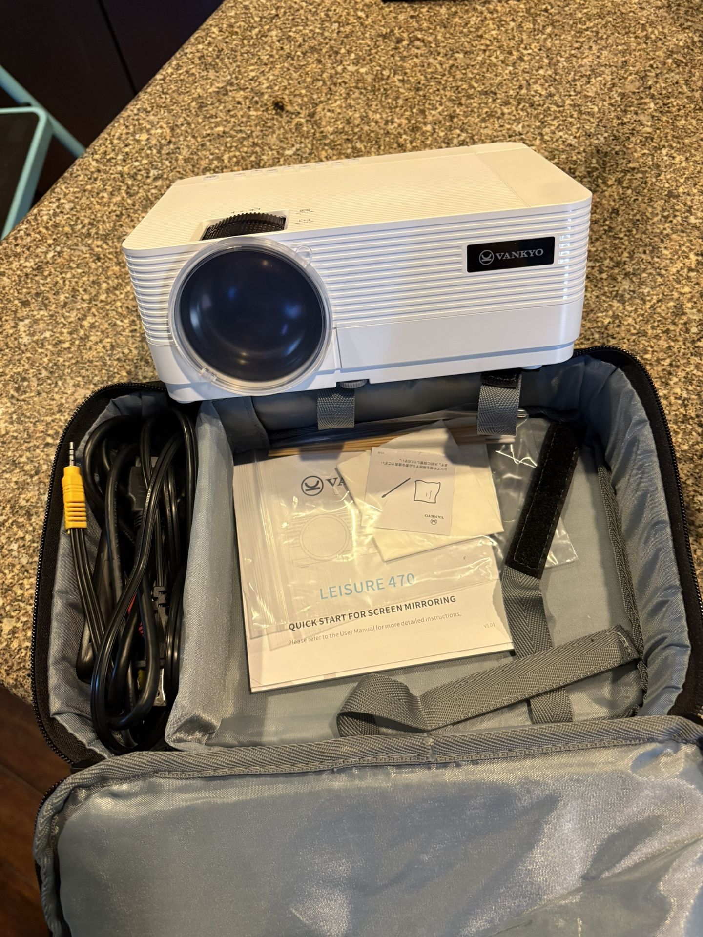 Projector Vankyo