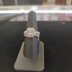 14k W/Gold Diamond Ring,Sz 7