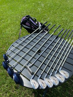 Women’s RH golf clubs with bag