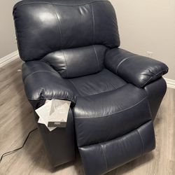 Leesworth Power Recliner 