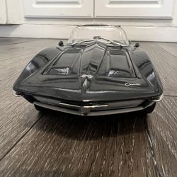 Diecast 1/18 scale UT MODELS  CHEVROLET CORVETTE MAKO SHARK STINGRAY 