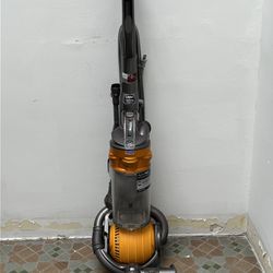 Dyson DC25 All Floors Bagless Ball Vacuum Cleaner Orange - Works Great!