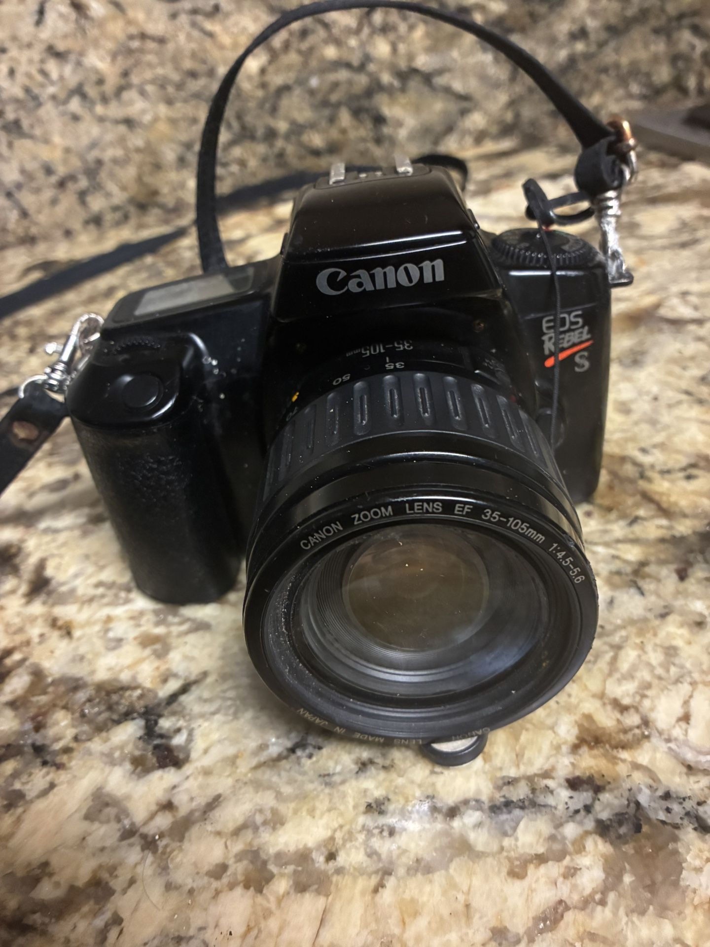 Canon EOS Rebel S 35mm SLR Film Camera