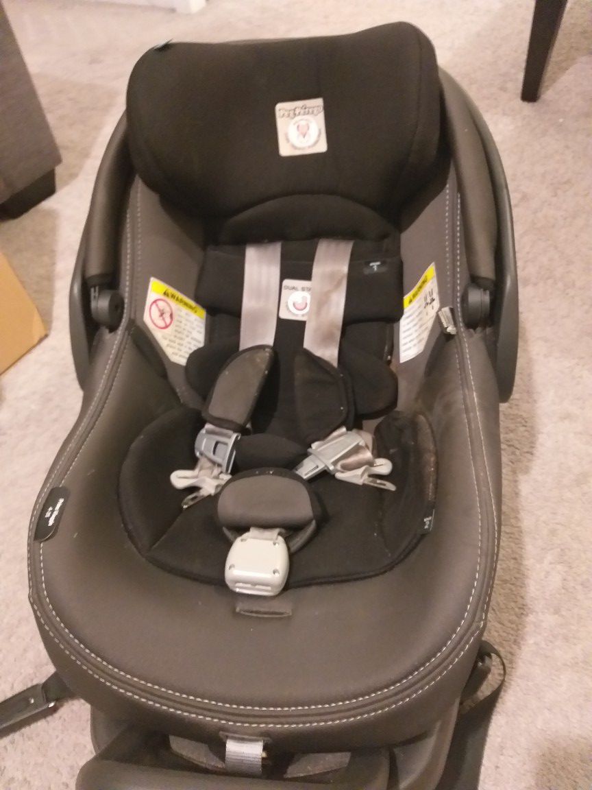 Peg-Perego baby car seat