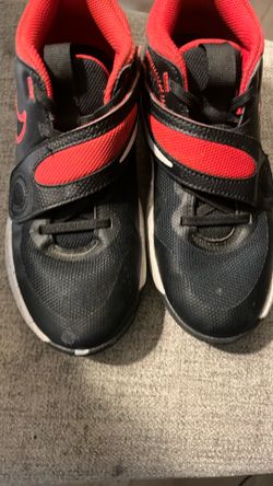 Nike Size Youth 4