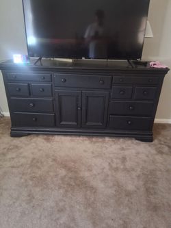 Dresser Set
