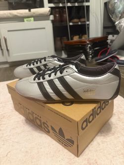 PRICE DROP!!  Adidas Tokyo Decon  Silver Metallic