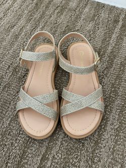 Pandaninjia Gold Sandals Toddler Size 11