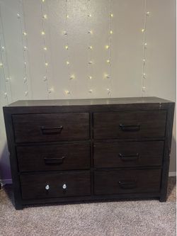 Free dresser