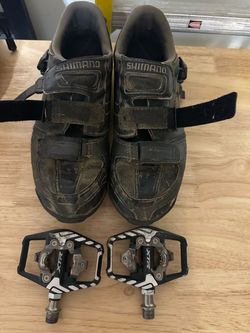 Mountain Bike pedals and shoes