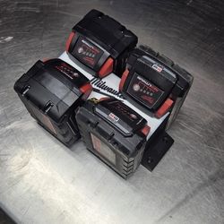 Milwaukee Battery Holder