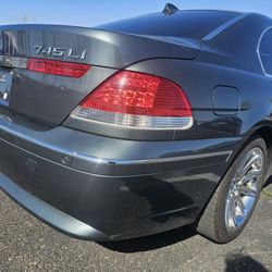 2004 BMW 745LI Similar to Honda Toyota Nissan Chevy Ford Dodge Lexus Acura Hyundai Chrysler Cadillac