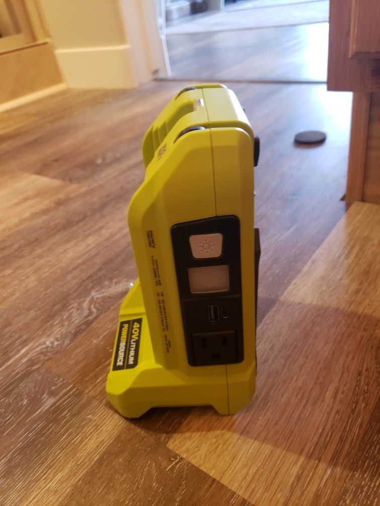 RYOBI 40V 300-Watt Power Inverter

