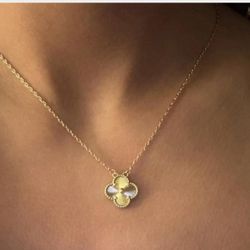 Clover Necklace