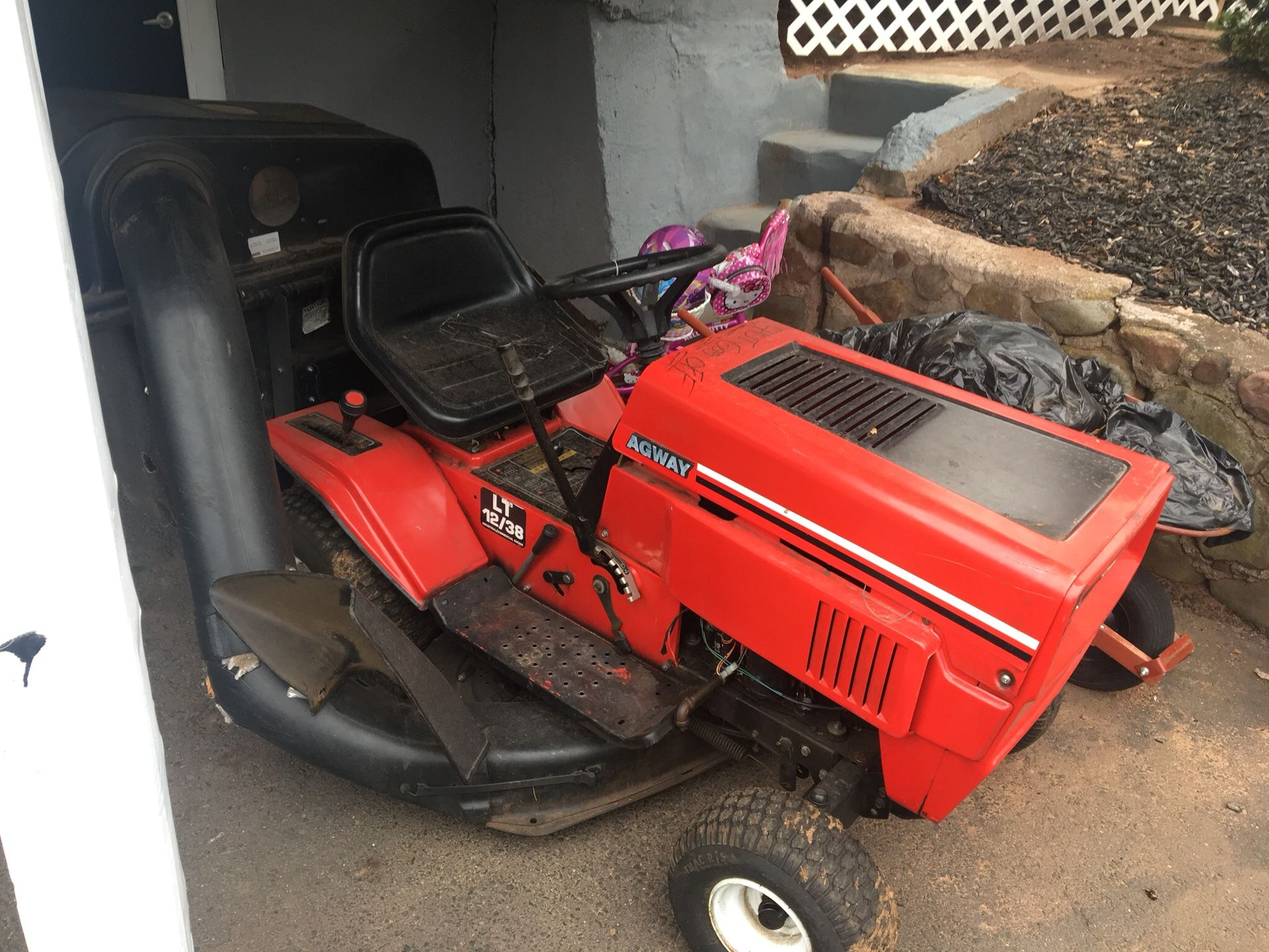 Agway lawn tractor with bagger for Sale in Southington CT OfferUp