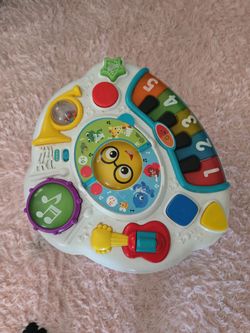 Toddler stand up toy