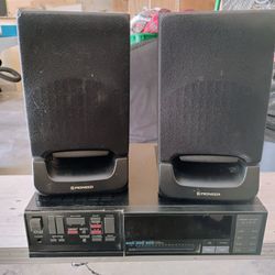 Akai Receiver With Pioneer Speakers