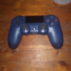 PS4 Controller