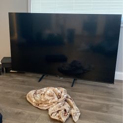 Hisense 65” With Roku Remote 