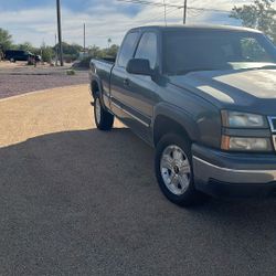 2006  Chevy Z71 4x4