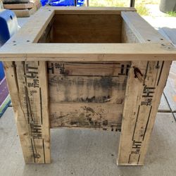 Plant Stand 